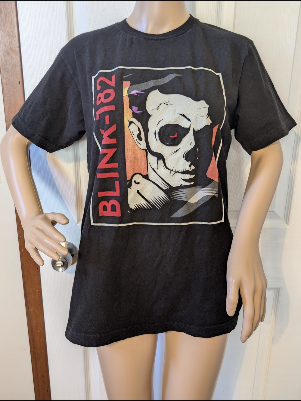 Blink-182 Tultex Black Tee "California Driver" Tour 2017 -medium